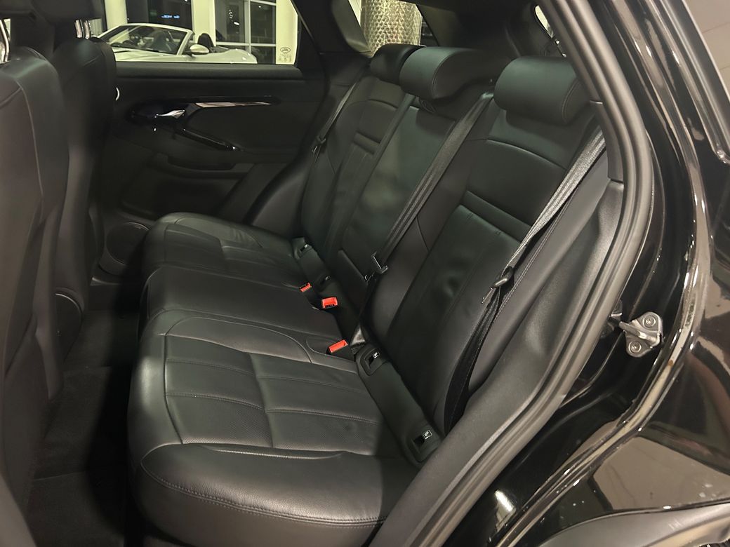 2025 Land Rover Range Rover Evoque