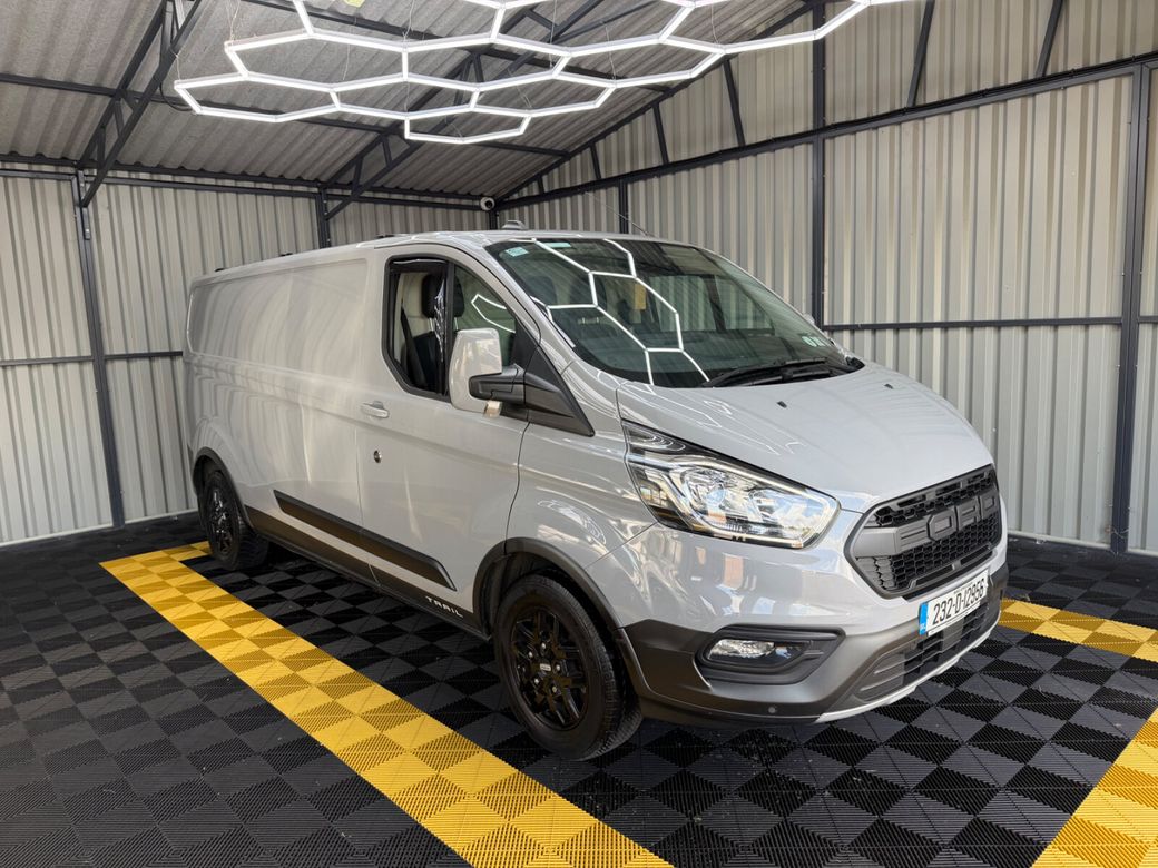 2023 Ford Transit Custom