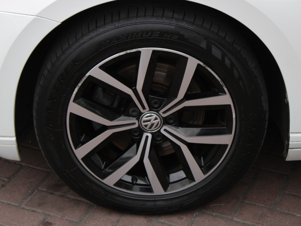 2019 Volkswagen Passat
