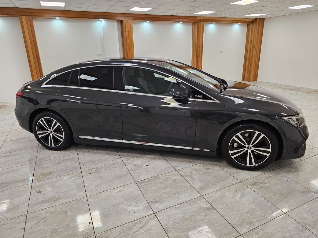 2025 Mercedes-Benz EQE