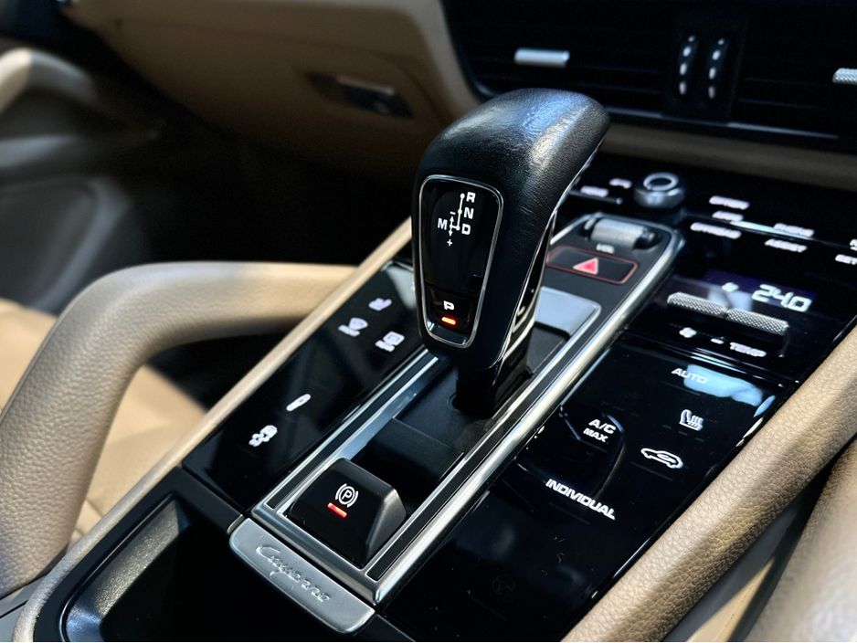 2022 Porsche Cayenne