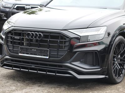 2023 Audi Q8