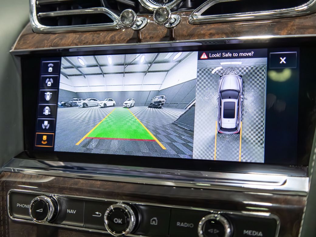 2023 Bentley Bentayga