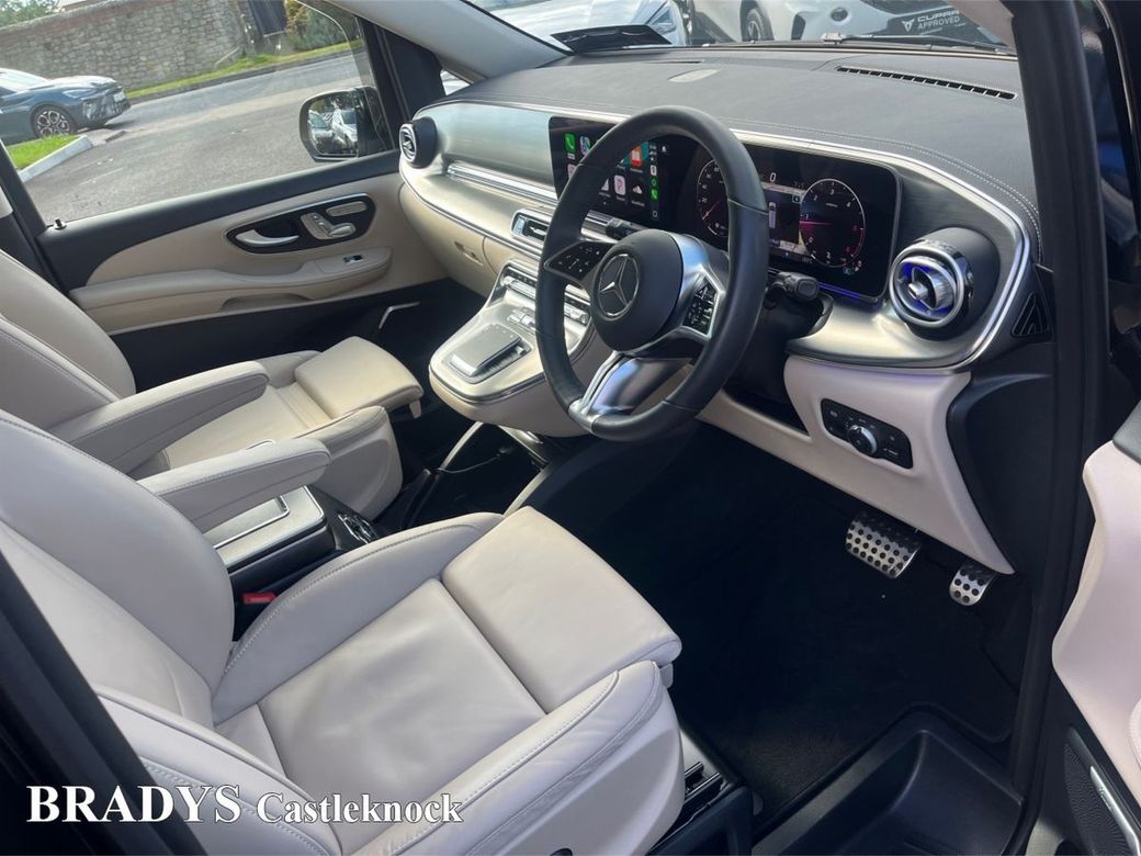 2025 Mercedes-Benz V Class