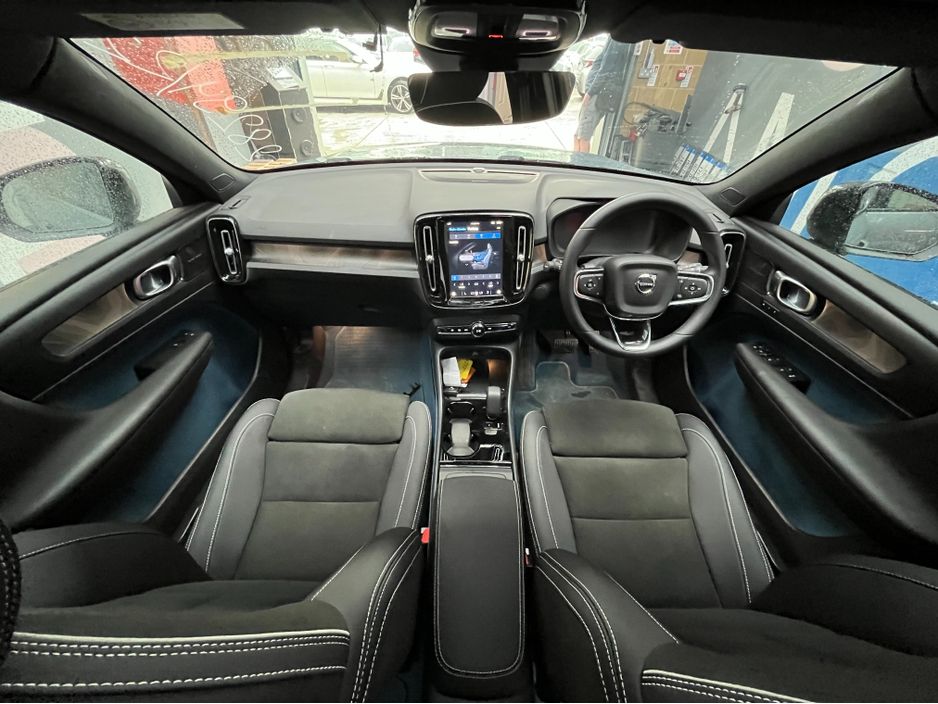 2022 Volvo XC40