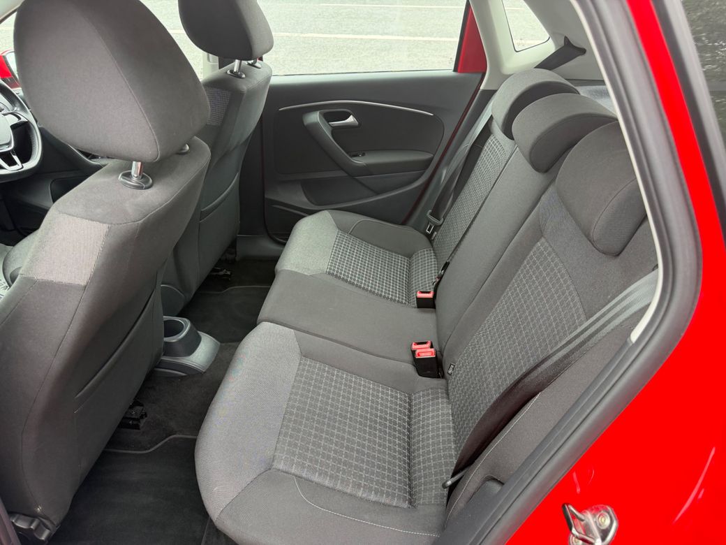 2015 Volkswagen Polo