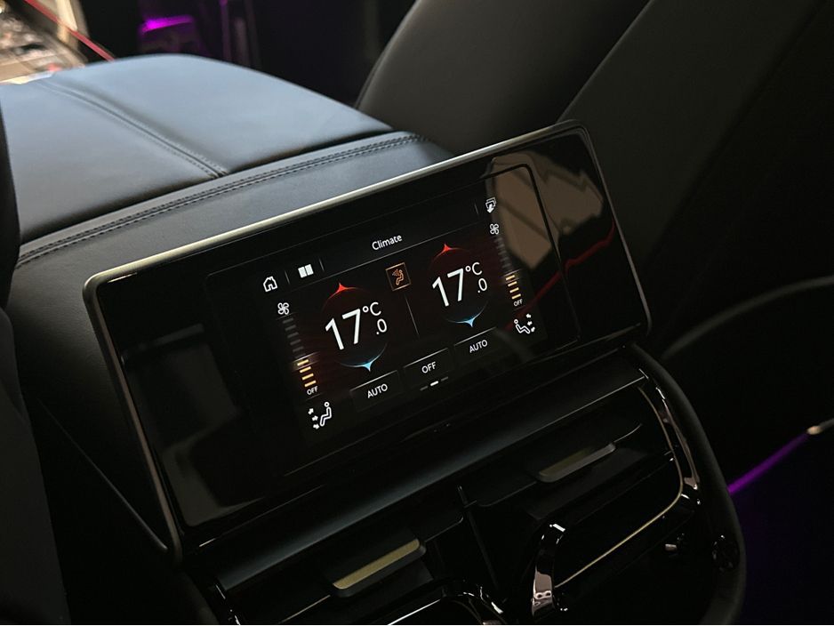 2025 Bentley Flying Spur