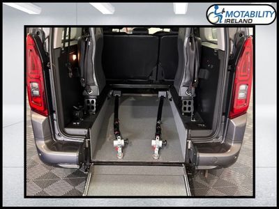 2025 Ford Tourneo Connect