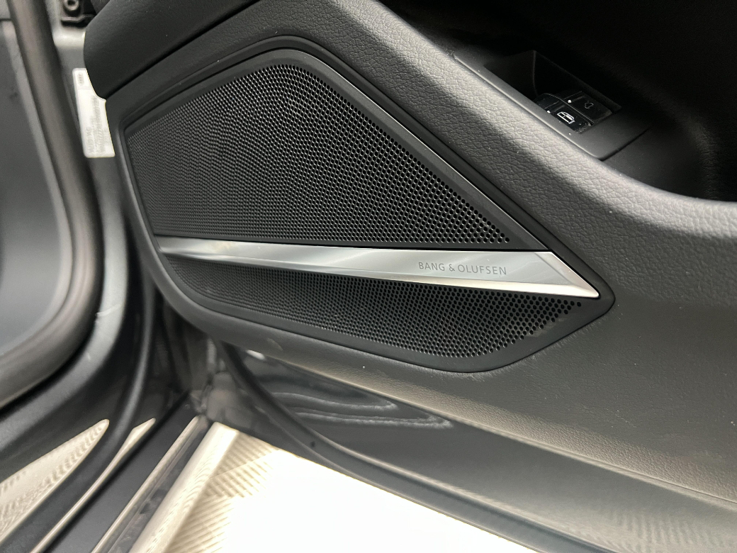 2023 Audi A8