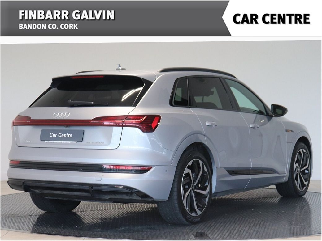 2022 Audi e-tron