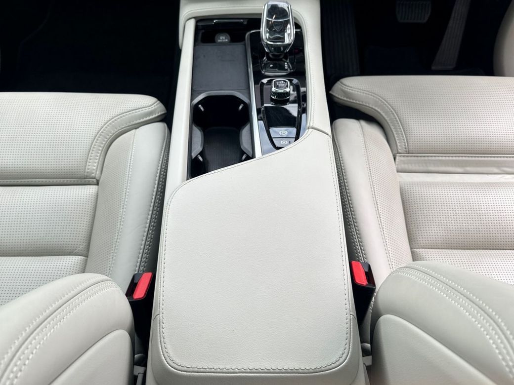 2024 Volvo XC90