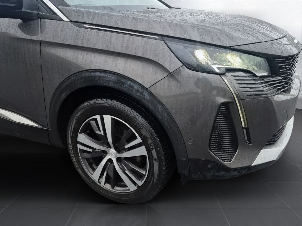 2023 Peugeot 5008