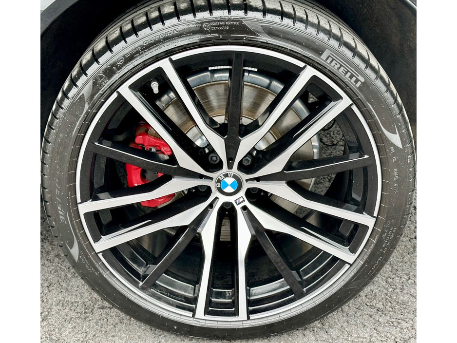 2025 BMW X5