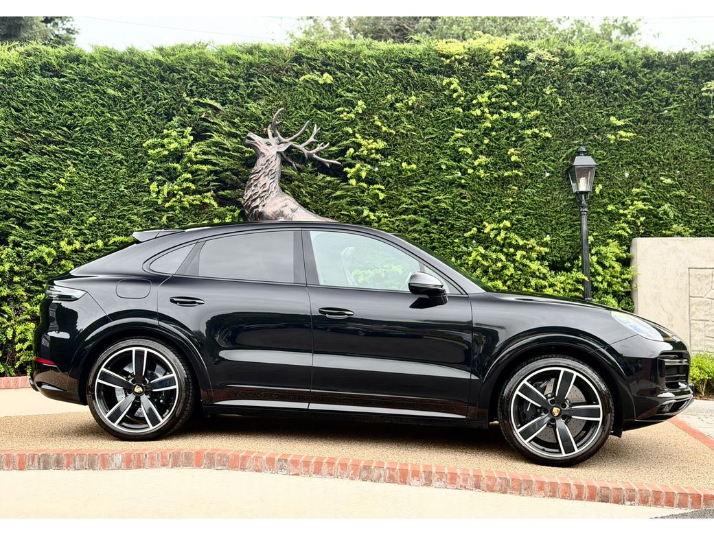 2022 Porsche Cayenne