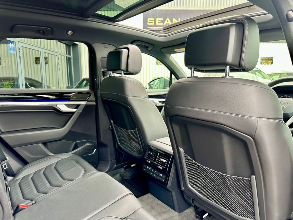 2022 Volkswagen Touareg