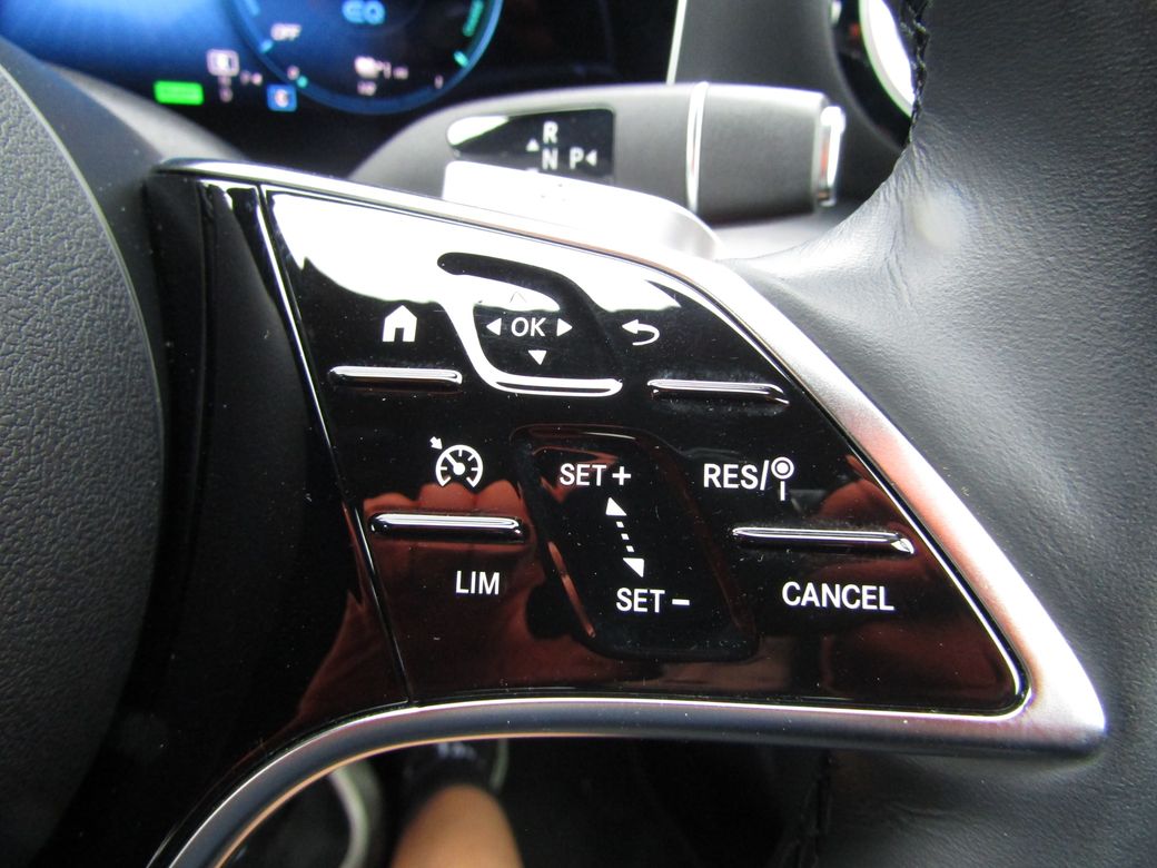 2022 Mercedes-Benz E 300
