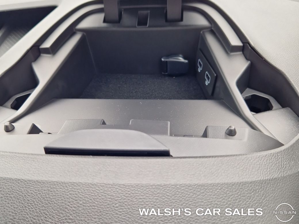 2025 Nissan Townstar