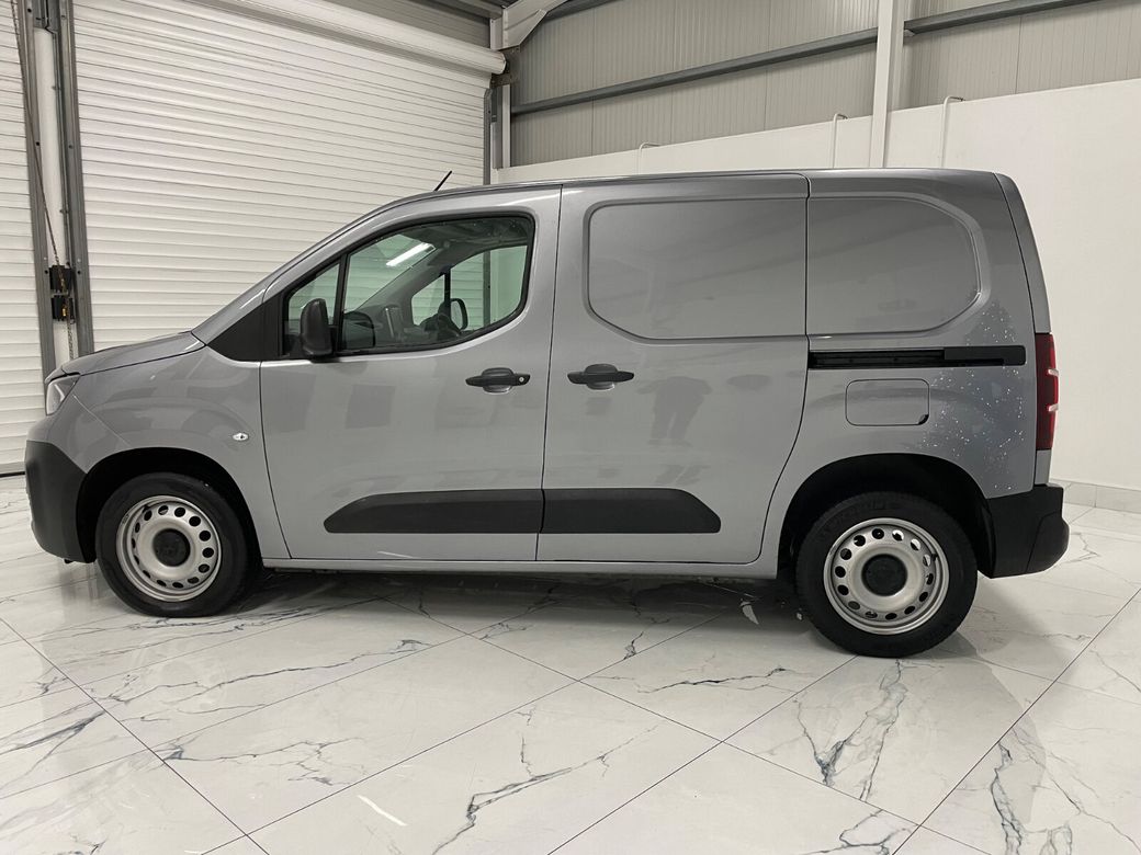 2024 Peugeot Partner