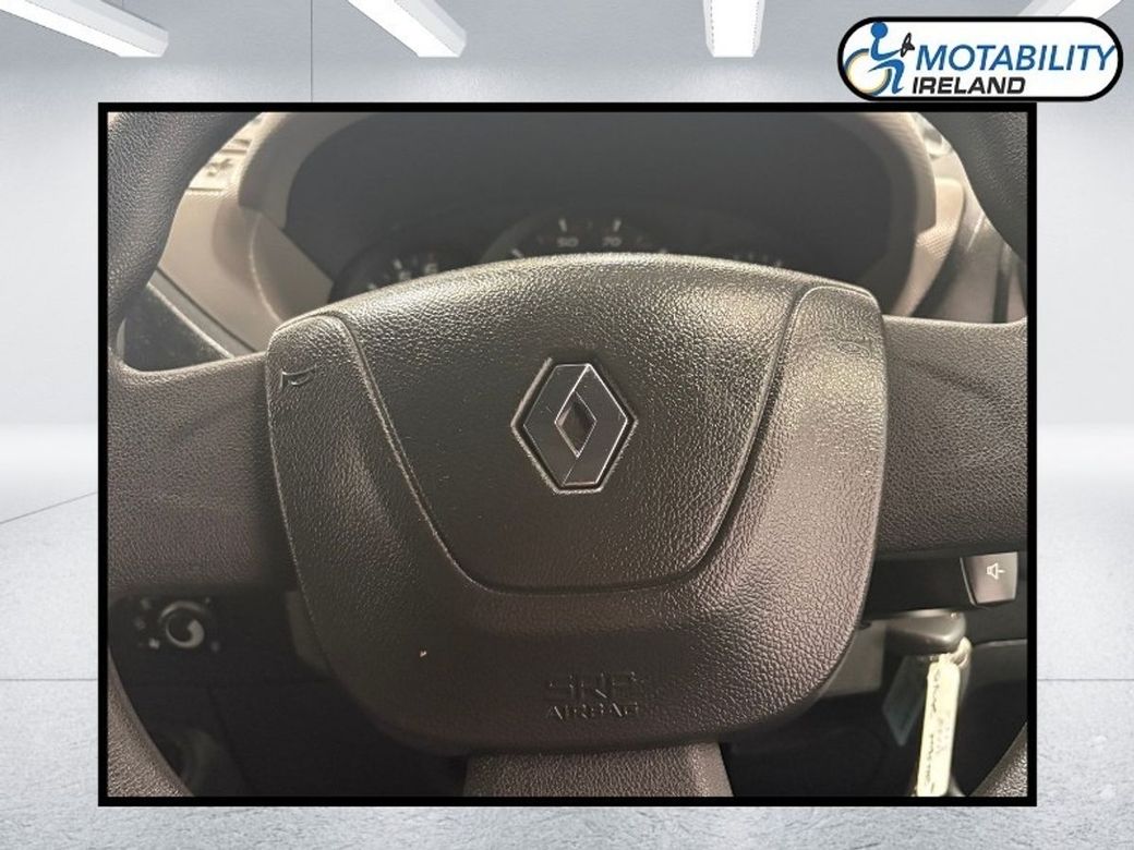 2015 Renault Master