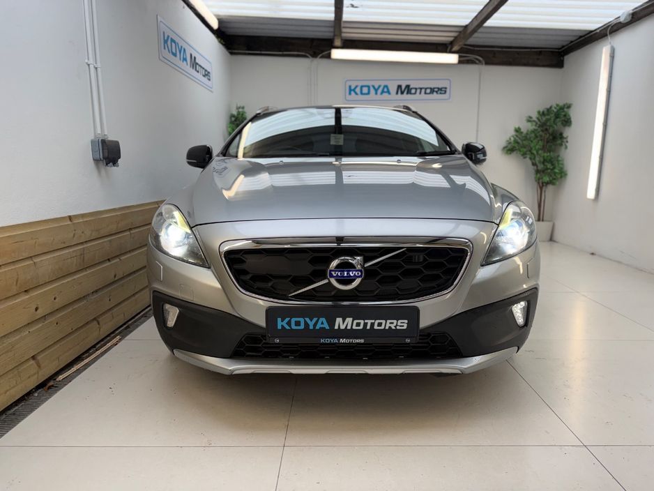 2016 Volvo V40