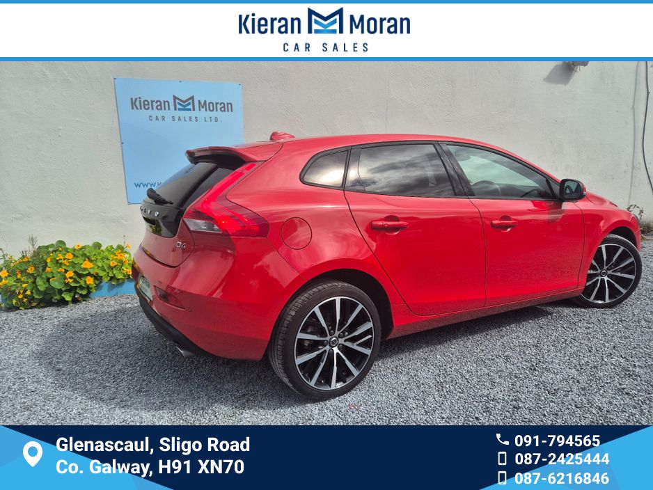 2018 Volvo V40