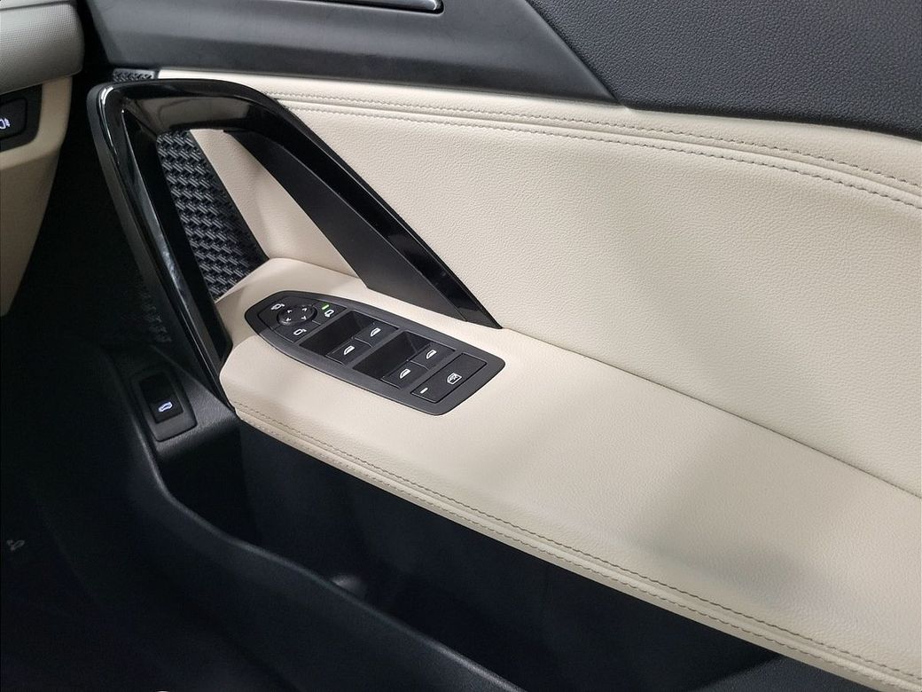 2023 BMW X1