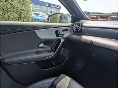 2020 Mercedes-Benz A 200