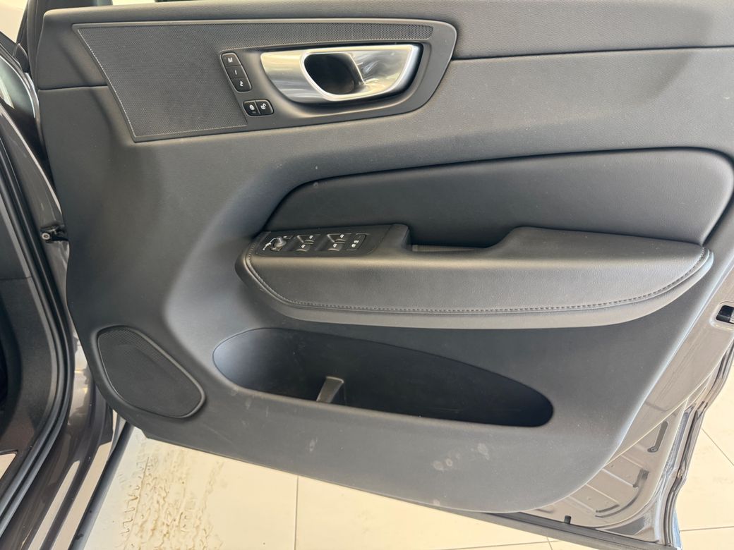 2023 Volvo XC60