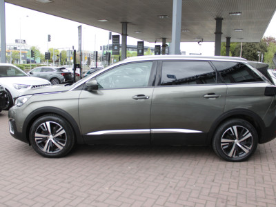 2019 Peugeot 5008