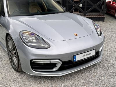 2023 Porsche Panamera