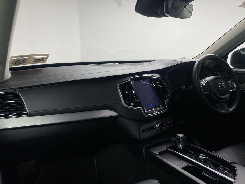 2023 Volvo XC90