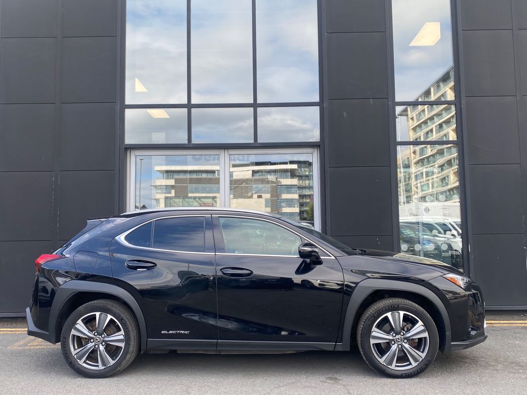 2021 Lexus UX 300e