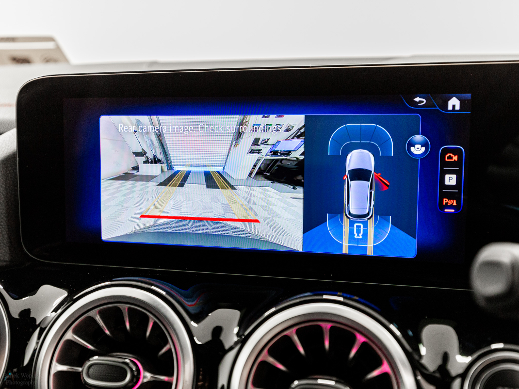 2025 Mercedes-Benz EQA
