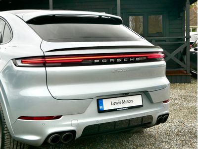 2024 Porsche Cayenne
