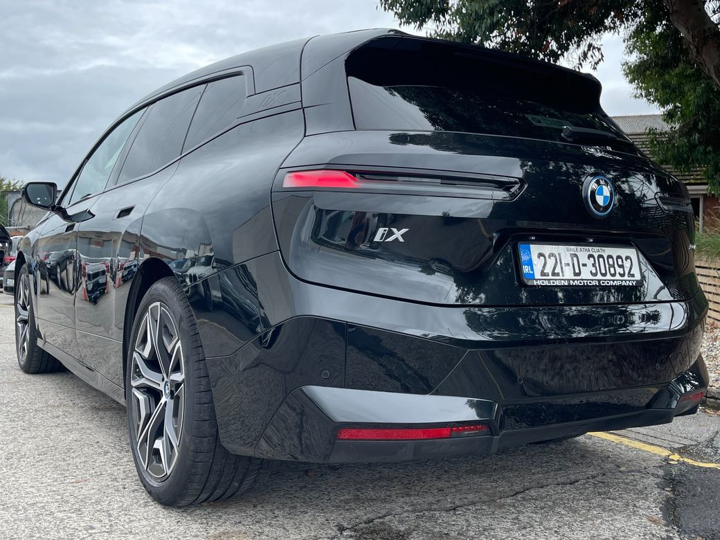 2022 BMW iX