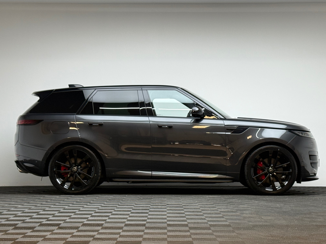 2025 Land Rover Range Rover Sport