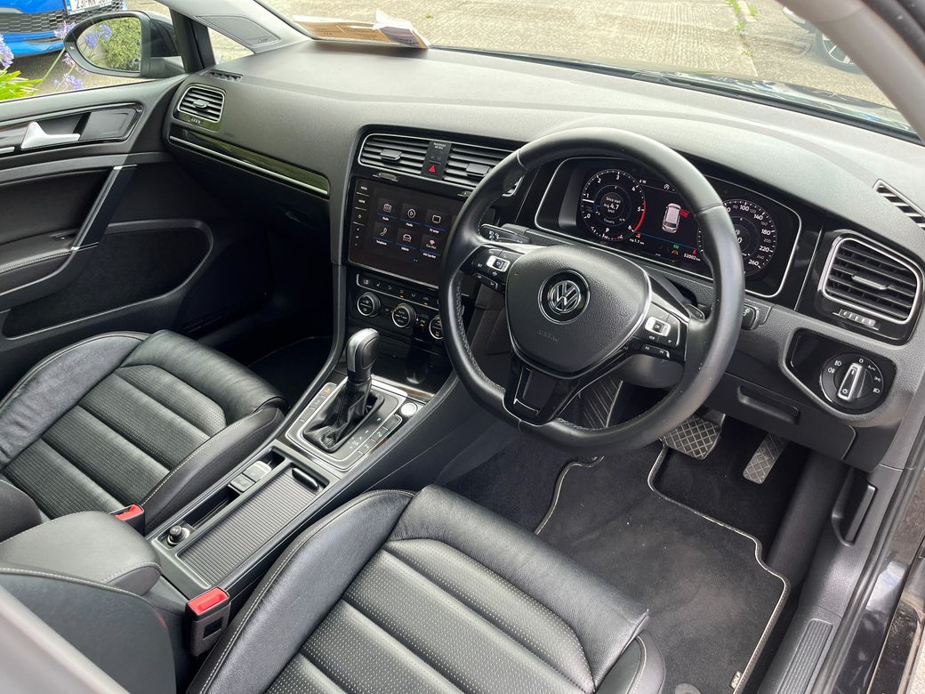2020 Volkswagen Golf