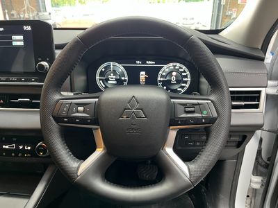 2023 Mitsubishi Outlander