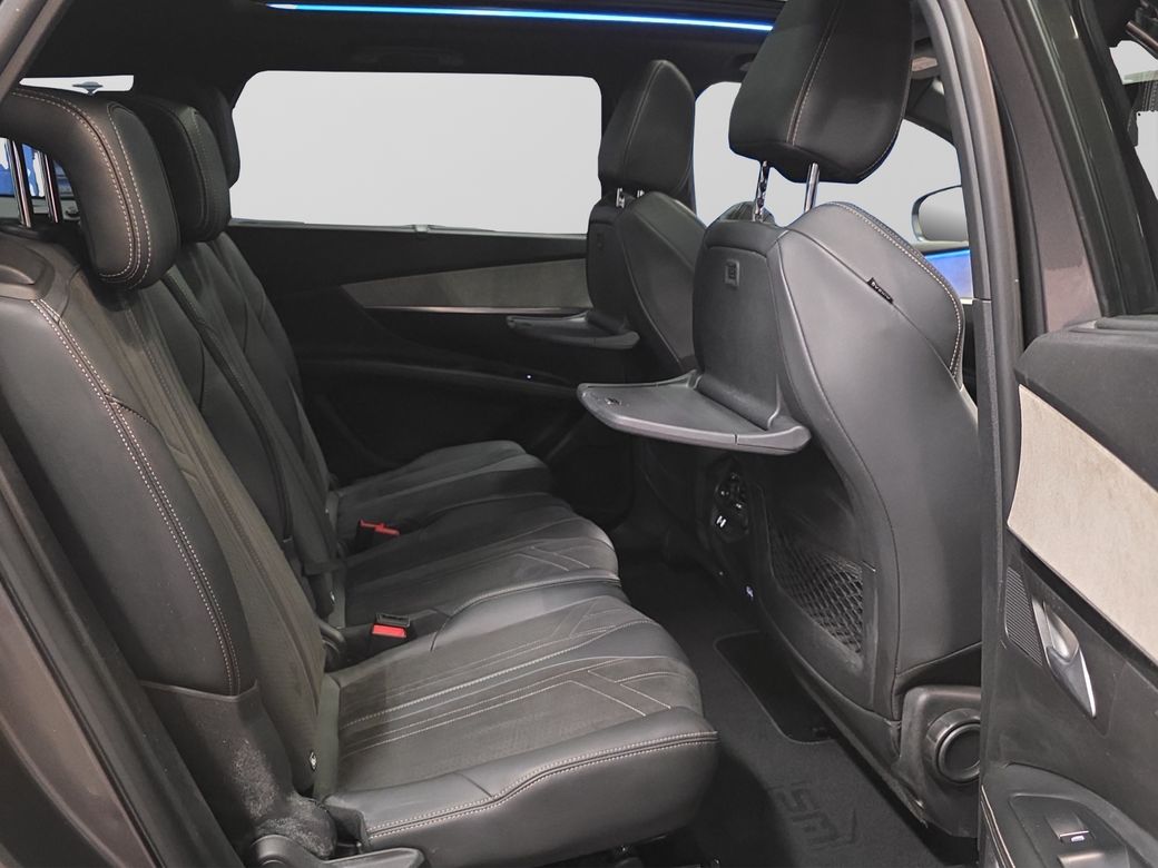 2021 Peugeot 5008
