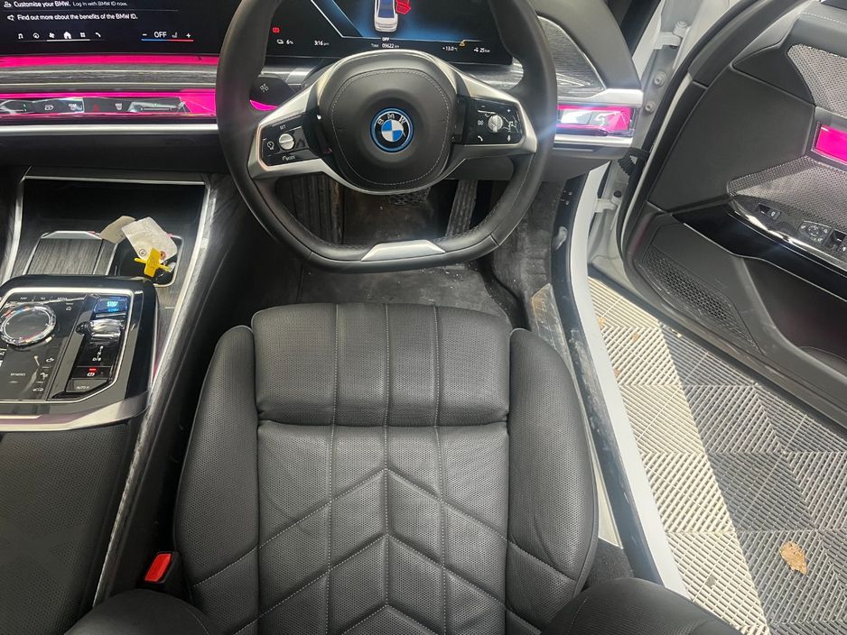 2024 BMW i7