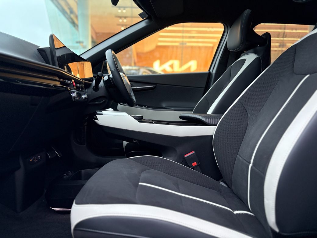 2025 Kia EV6