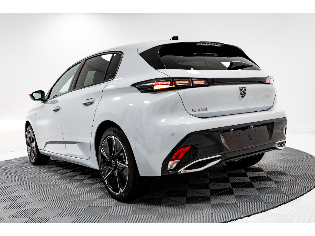 2025 Peugeot 308
