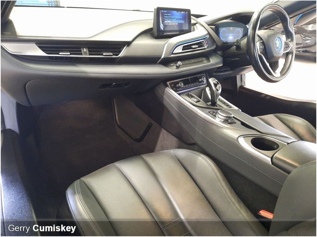 2016 BMW i8