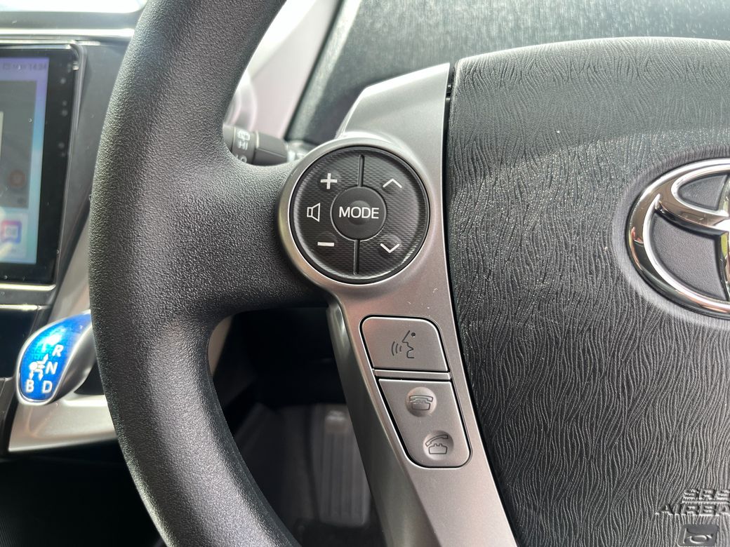 2020 Toyota Prius Alpha
