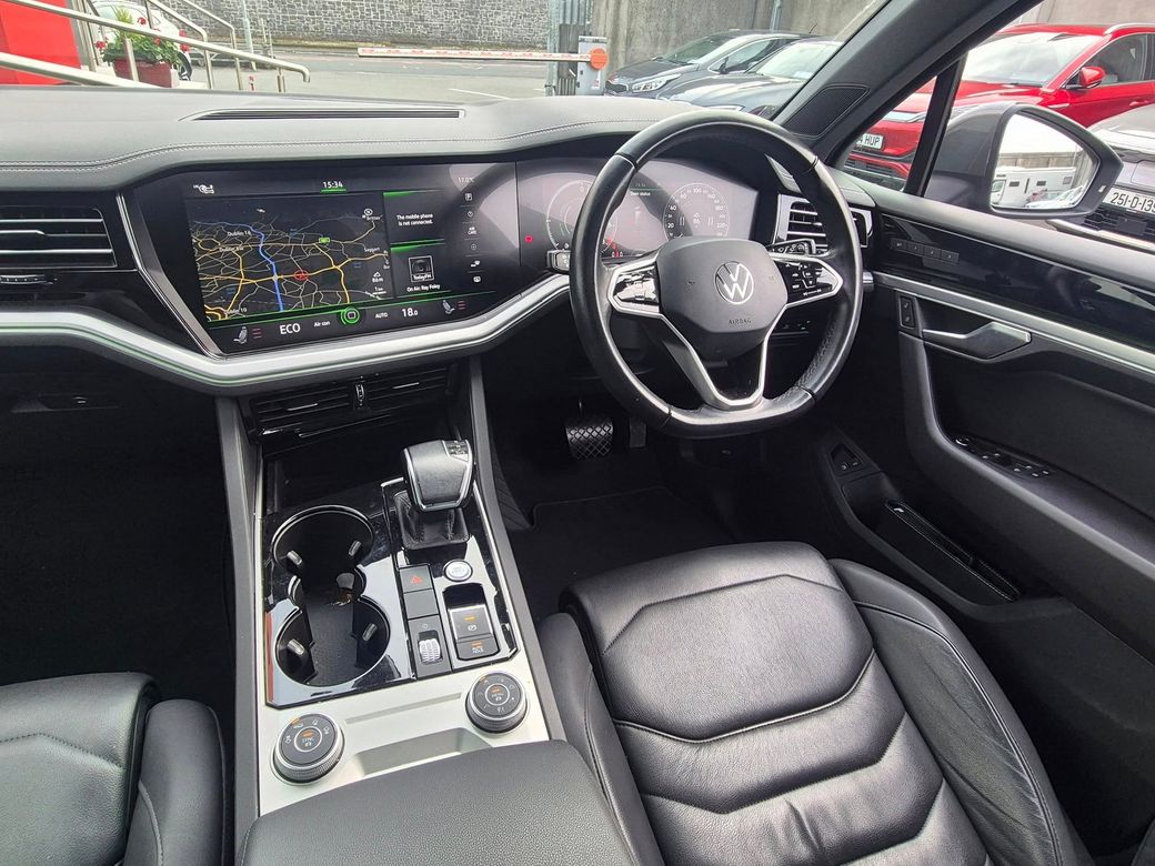 2021 Volkswagen Touareg