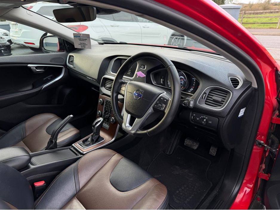 2016 Volvo V40 Cross Country