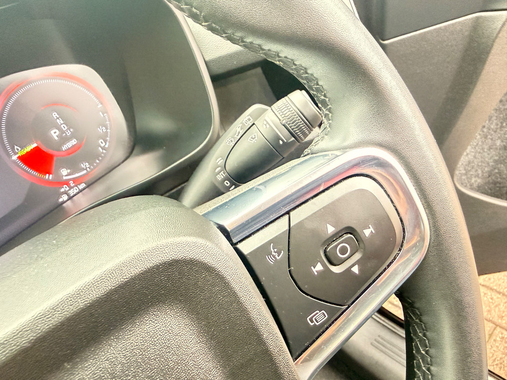2023 Volvo XC40