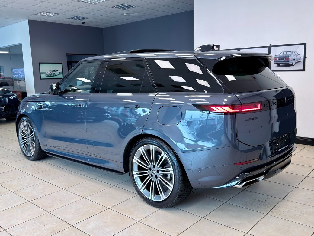 2025 Land Rover Range Rover Sport