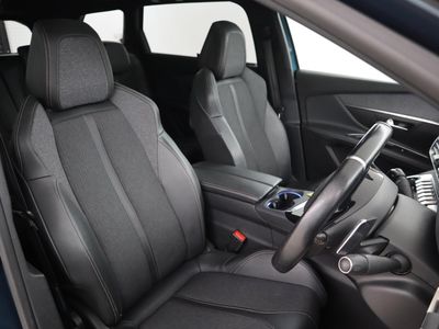 2020 Peugeot 5008