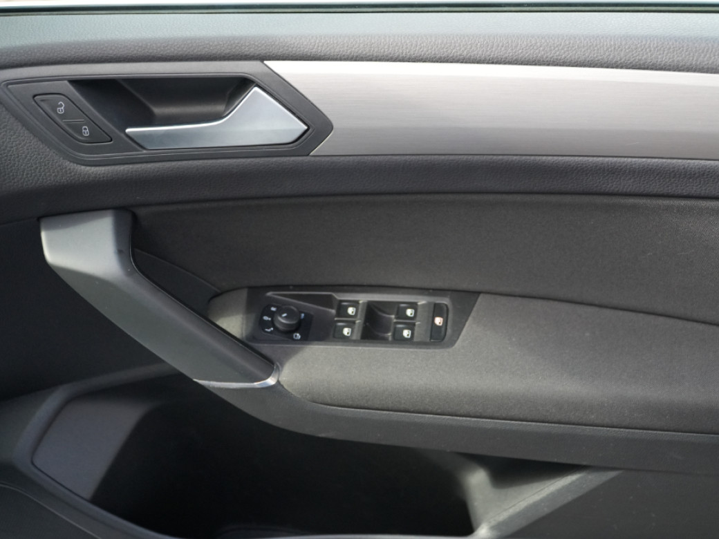 2018 Volkswagen Touran